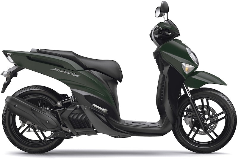 Yamaha Xenter 125 - Black - Side Shot - 2022