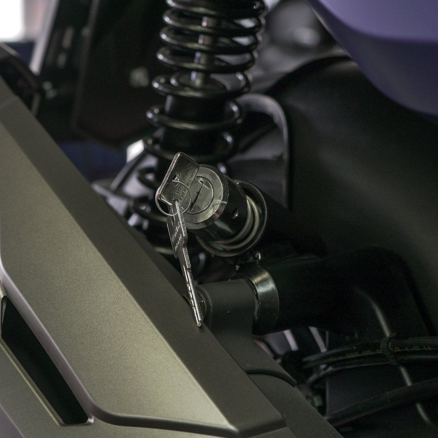 XCITING 400-KYMCO-EasyBlock Scooter Lock