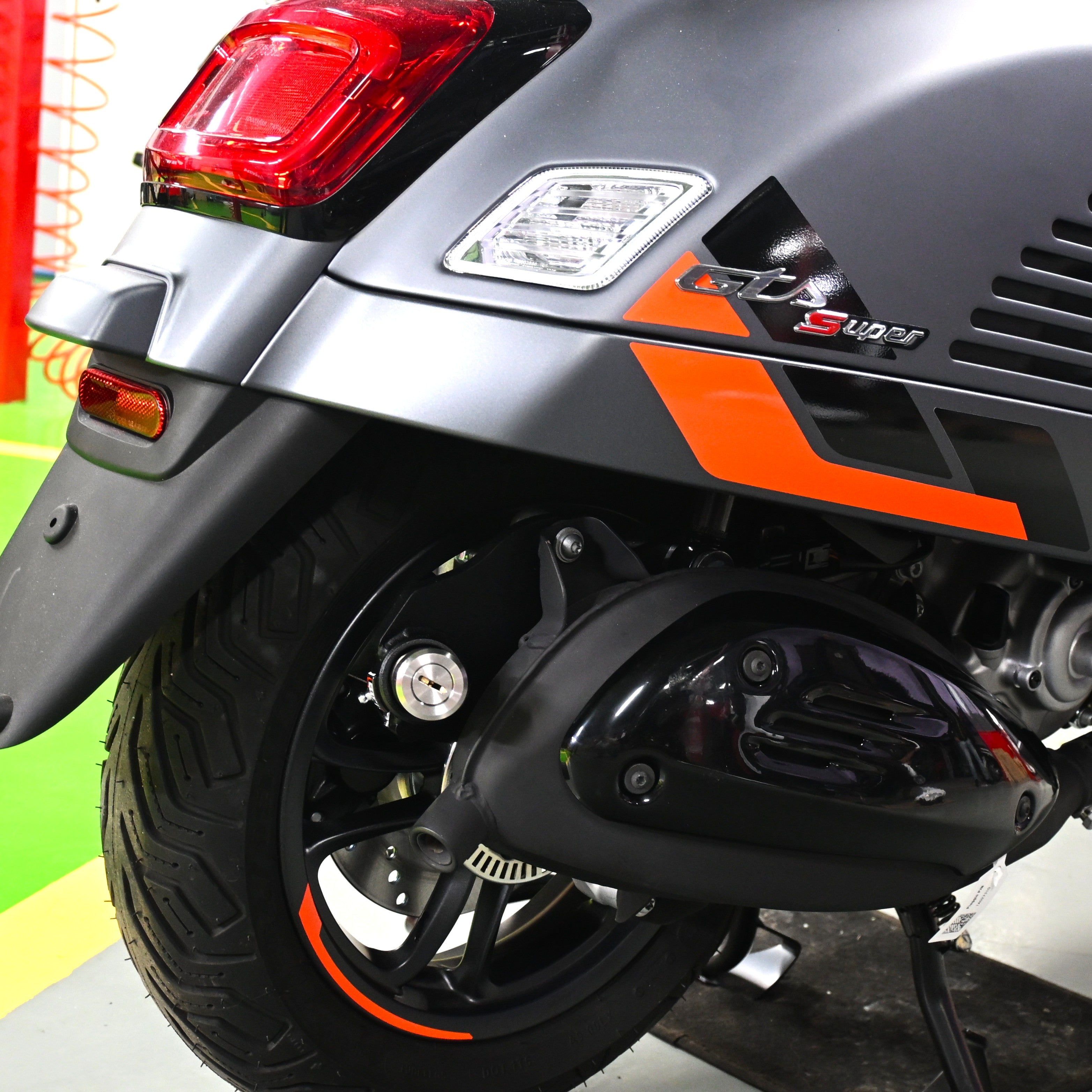 VESPA GTS 300